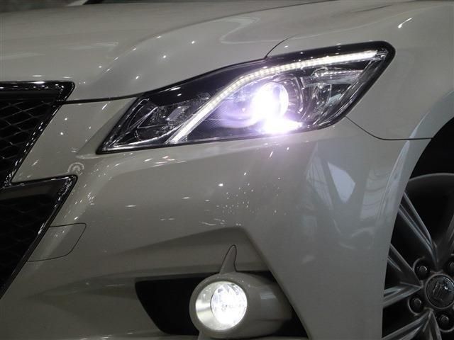 Toyota CROWN SEDAN 2013-04 1086-7