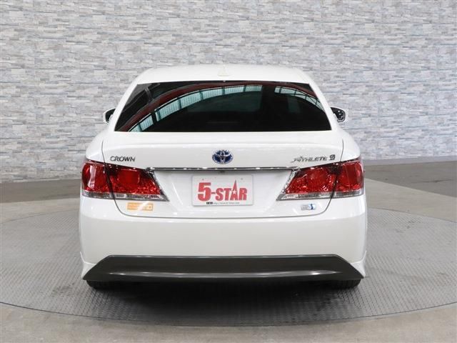 Toyota CROWN SEDAN 2013-04 1086-6