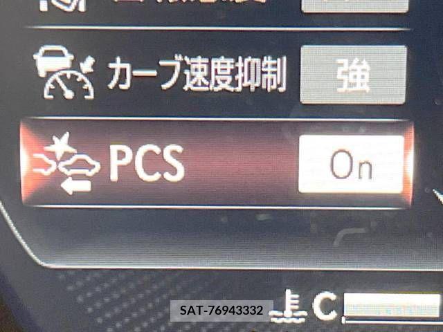 Lexus IS 2021-05 275776-4