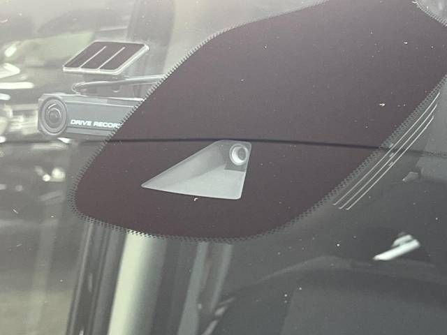 Nissan SERENA 2017-06 15789-6
