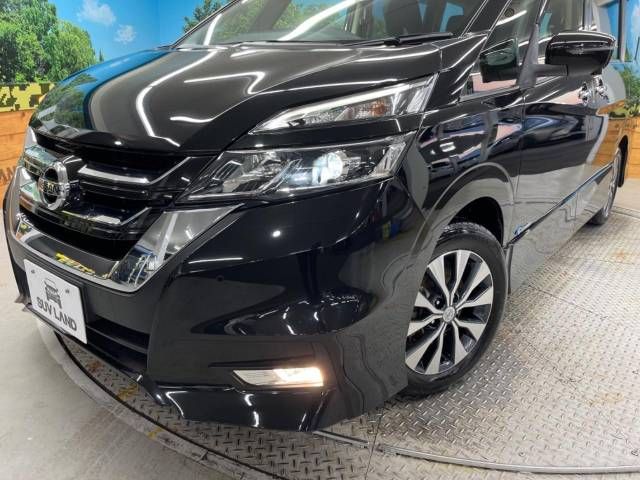 Nissan SERENA 2017-06 15789-12