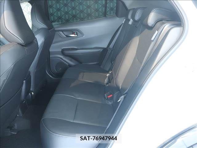 Toyota PRIUS PHV 2024-06 366805-11
