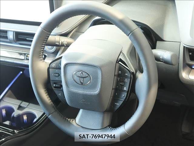 Toyota PRIUS PHV 2024-06 366805-8