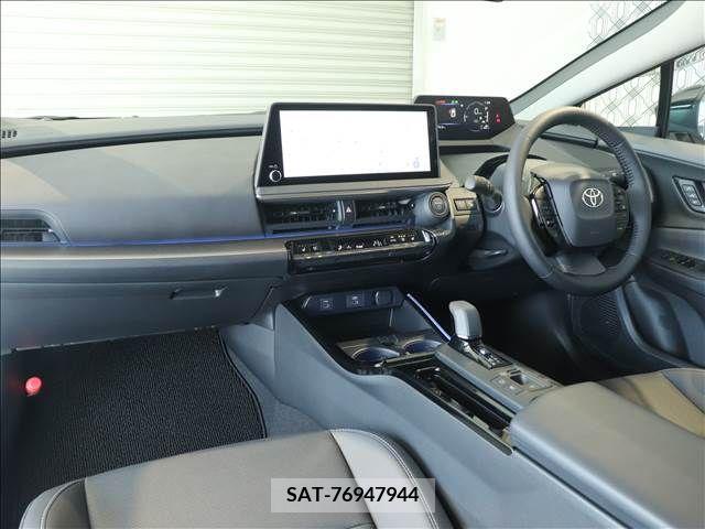 Toyota PRIUS PHV 2024-06 366805-2