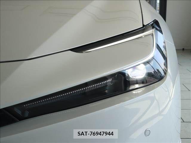 Toyota PRIUS PHV 2024-06 366805-13