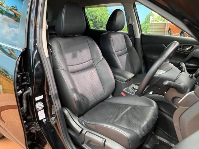 Nissan X-TRAIL 2015-04 14636-11