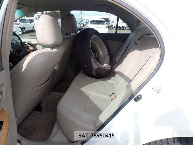Toyota COROLLA AXIO 2009-02 221526-24