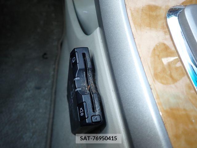 Toyota COROLLA AXIO 2009-02 221526-13
