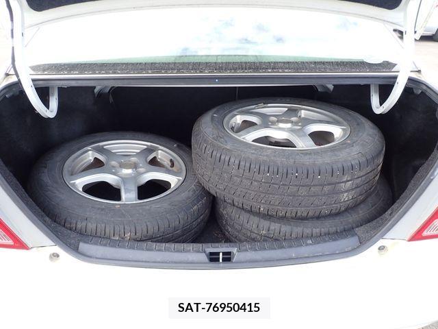 Toyota COROLLA AXIO 2009-02 221526-25