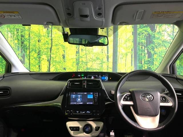 Toyota PRIUS 2016-12 193293-1
