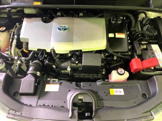 Toyota PRIUS 2016-12 193293-18