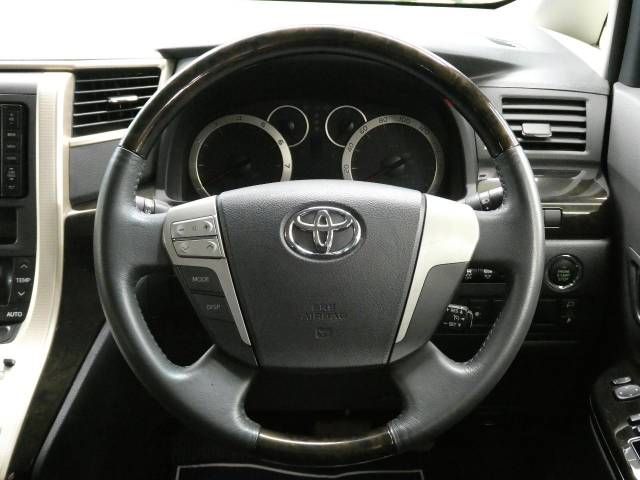 Toyota VELLFIRE 2014-08 13915-11