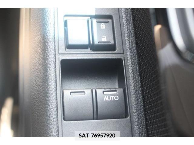 Honda N-VAN 2019-06 384459-4