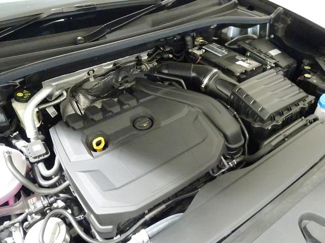 Audi Q3 2021-03 17042-15