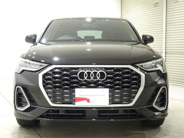 Audi Q3 2021-03 17042-2