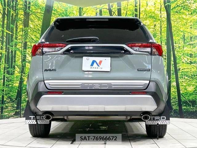 Toyota RAV4 2021-01 332725-15