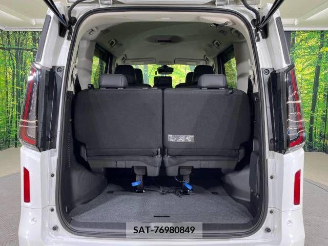 Nissan SERENA 2022-12 284286-10