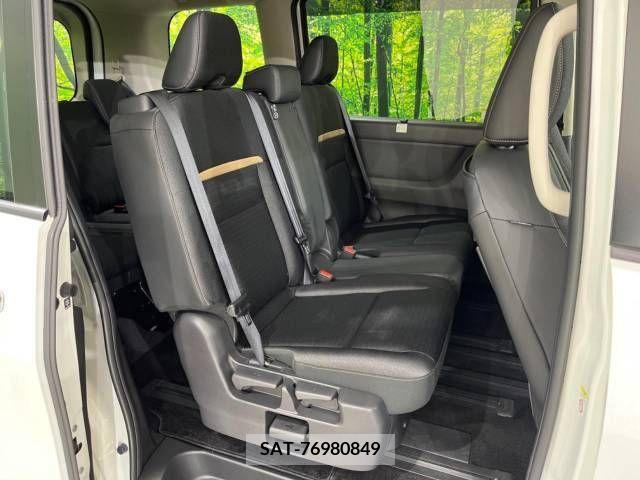Nissan SERENA 2022-12 284286-8
