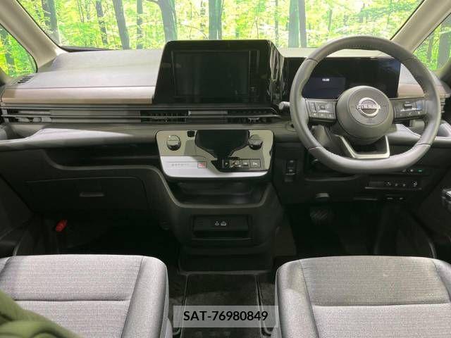 Nissan SERENA 2022-12 284286-1