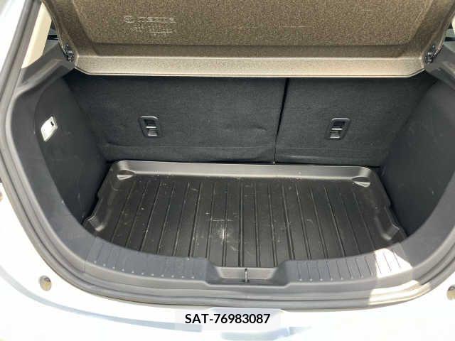 Mazda DEMIO 2017-01 232133-7