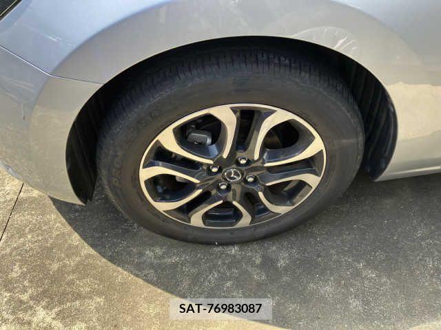 Mazda DEMIO 2017-01 232133-5