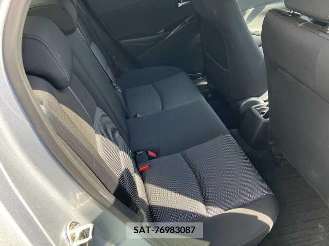 Mazda DEMIO 2017-01 232133-4