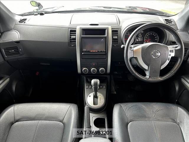 Nissan X-TRAIL 2013-02 290500-1