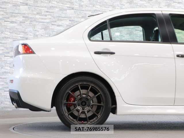 Mitsubishi LANCER 2014-08 217137-16