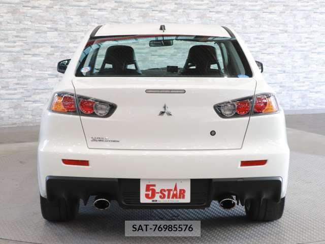 Mitsubishi LANCER 2014-08 217137-8