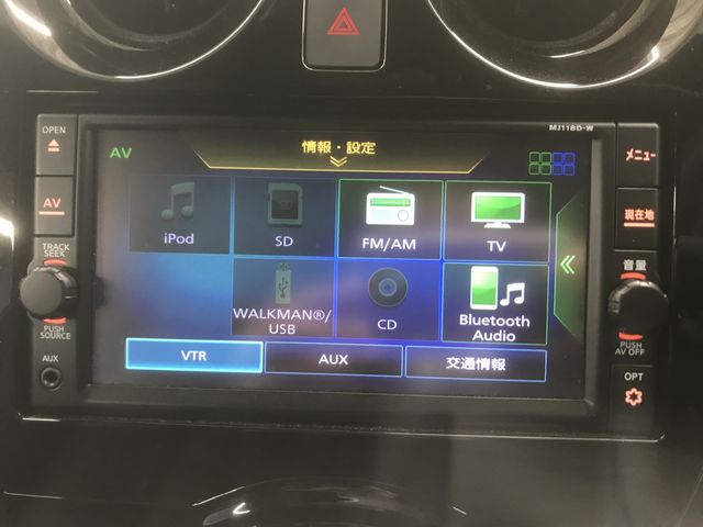 Nissan NOTE 2018-10 192676-19