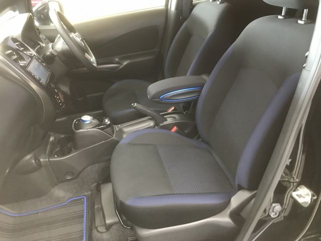 Nissan NOTE 2018-10 192676-23