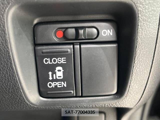 Honda N BOX CUSTOM 2016-06 279114-4