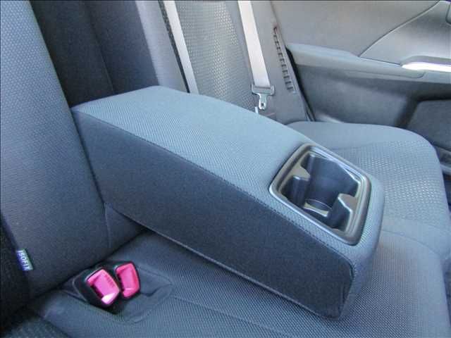 Toyota CAMRY HYBRID 2013-08 193218-21