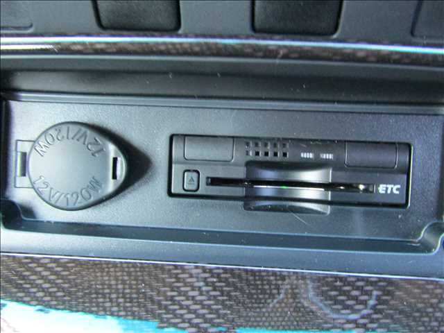 Toyota CAMRY HYBRID 2013-08 193218-10