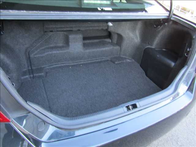 Toyota CAMRY HYBRID 2013-08 193218-22