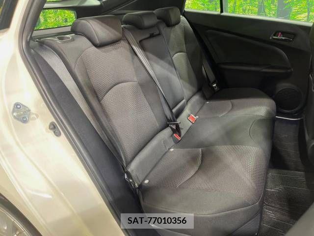Toyota PRIUS 2019-09 322551-9