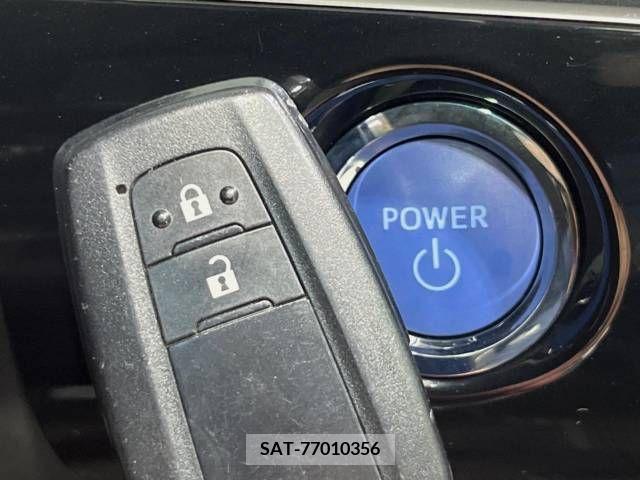 Toyota PRIUS 2019-09 322551-7