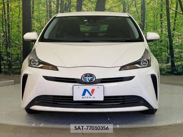Toyota PRIUS 2019-09 322551-14