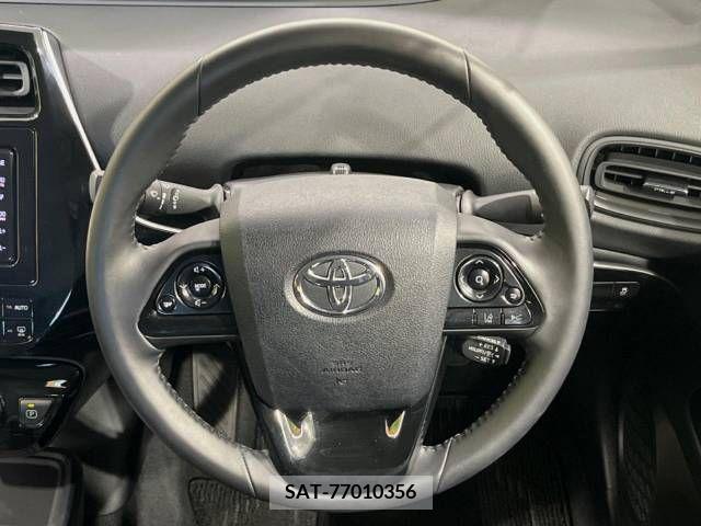 Toyota PRIUS 2019-09 322551-11