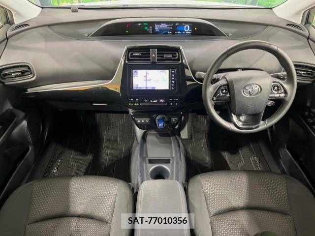 Toyota PRIUS 2019-09 322551-1