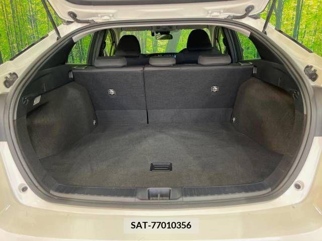 Toyota PRIUS 2019-09 322551-10
