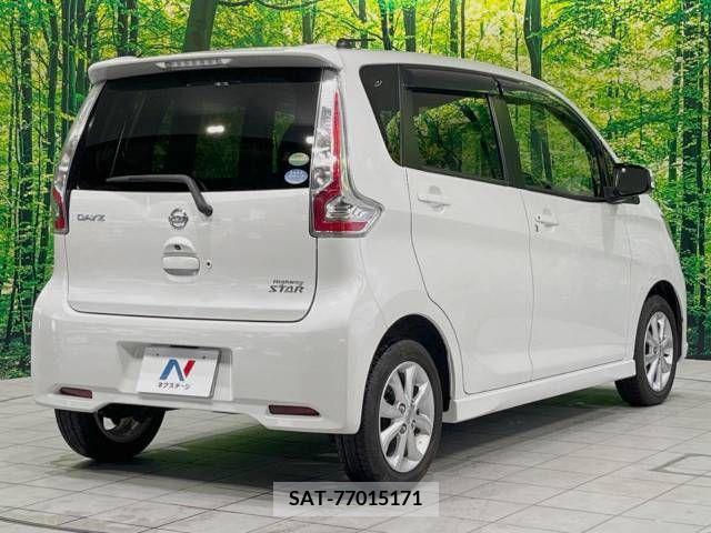 Nissan DAYZ 2017-03 353312-17