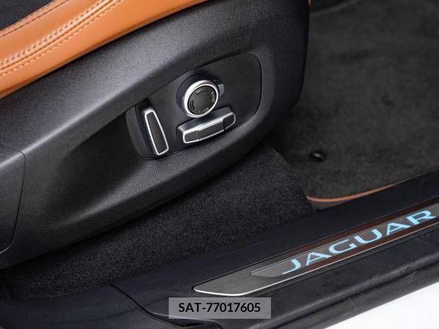 Jaguar F-PACE 2021-10 206453-10
