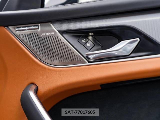 Jaguar F-PACE 2021-10 206453-9