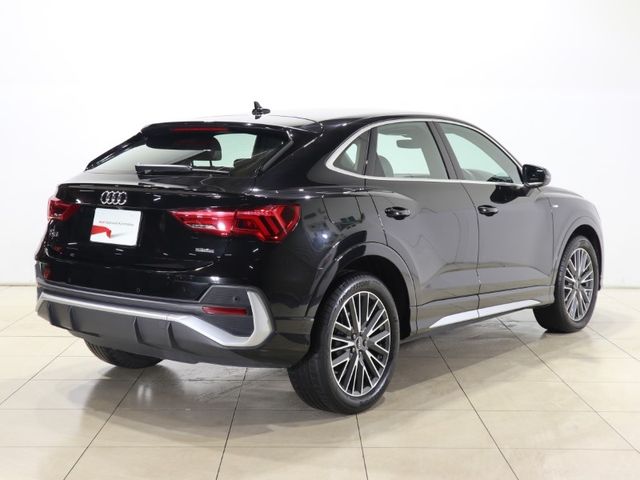 Audi Q3 2021-07 193929-7
