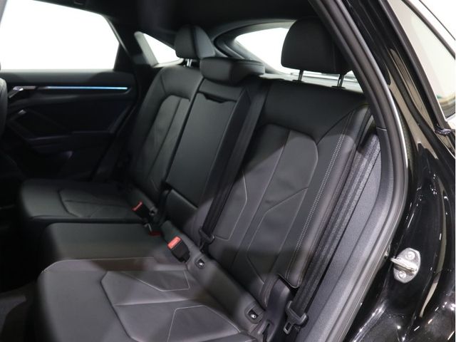 Audi Q3 2021-07 193929-18