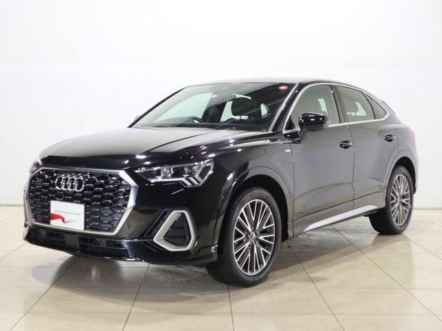Audi Q3 2021-07 193929-0
