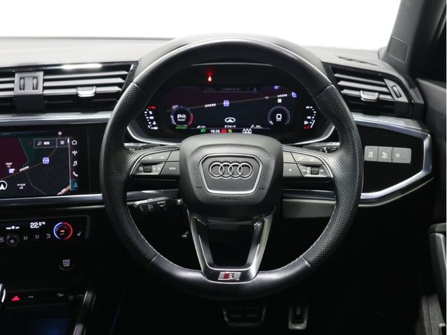 Audi Q3 2021-07 193929-10