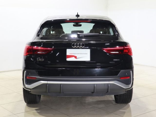 Audi Q3 2021-07 193929-2
