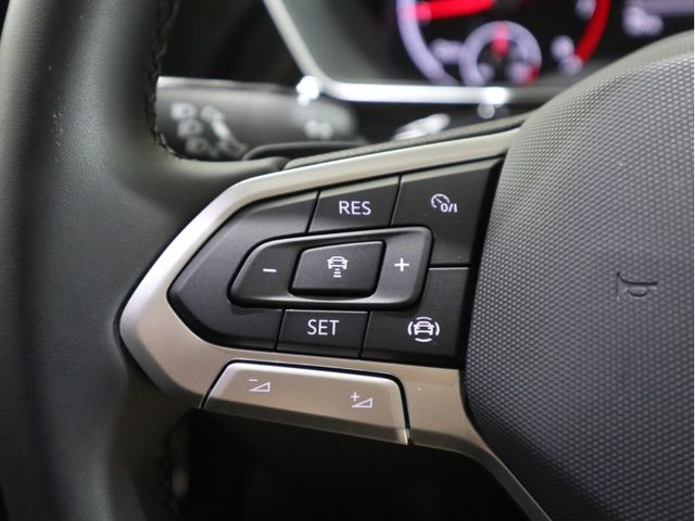 VolksWagen T-CROSS 2022-03 21024-21